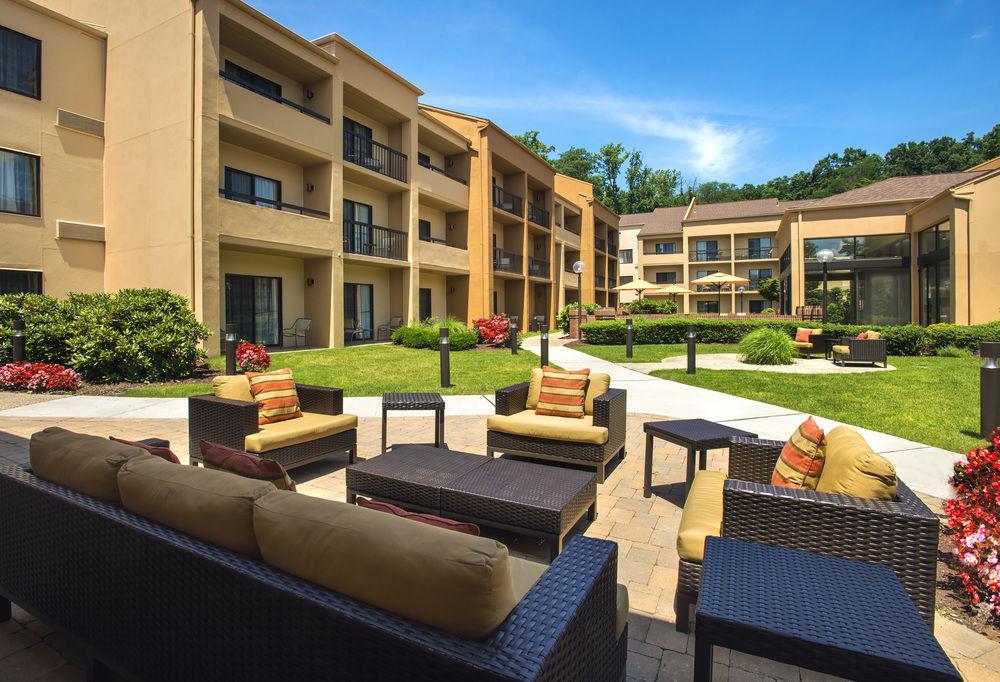 Courtyard By Marriott Tarrytown Westchester County Eksteriør billede