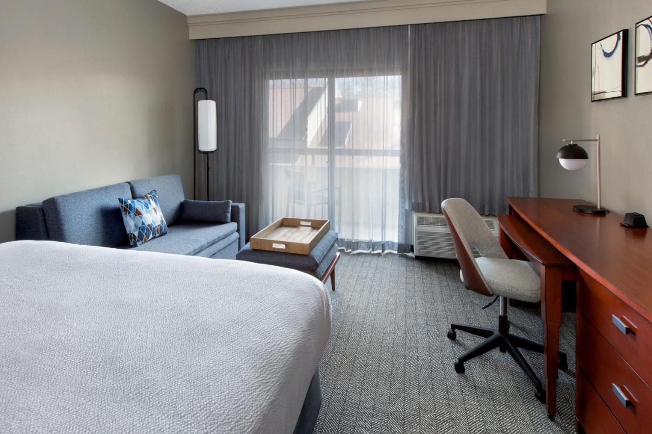 Courtyard By Marriott Tarrytown Westchester County Eksteriør billede