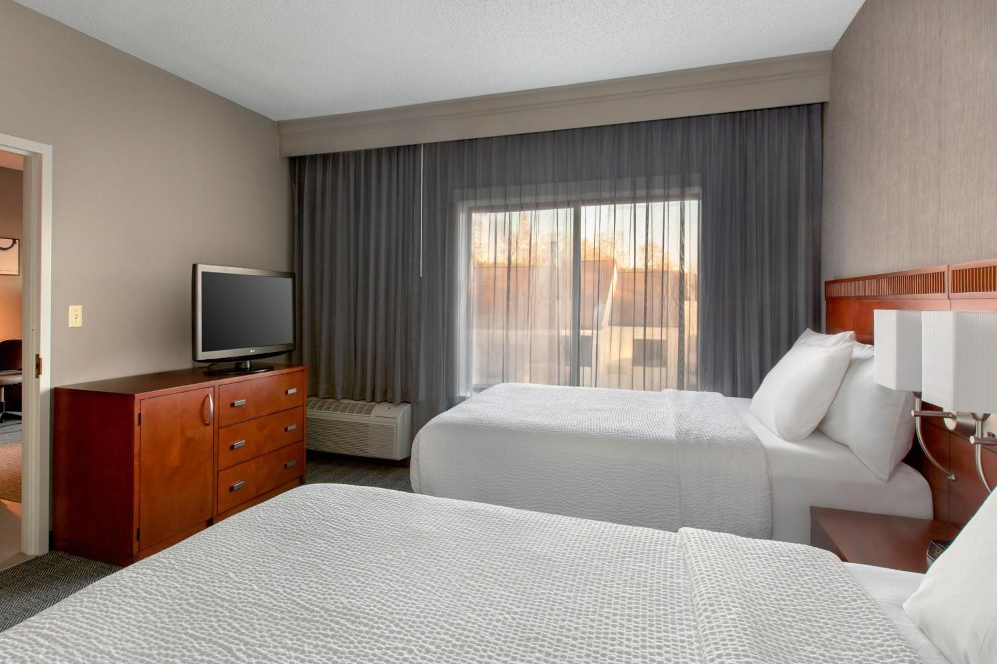 Courtyard By Marriott Tarrytown Westchester County Eksteriør billede